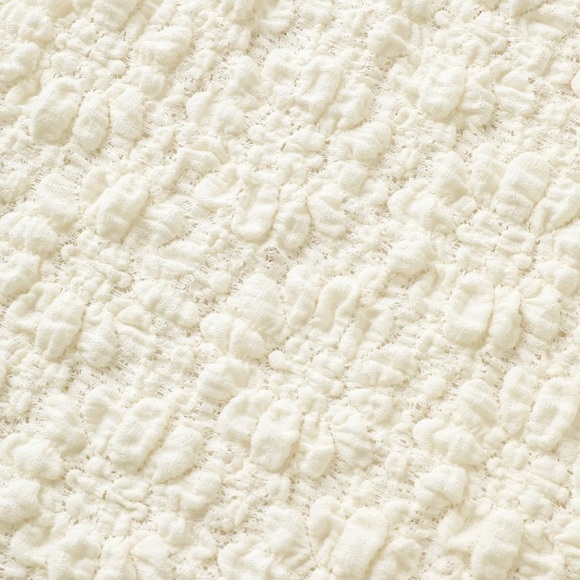 BloomChic Plus Size 2XL Solid Textured Ruffle Hem Cami Top us18-20 - Picture 4 of 7